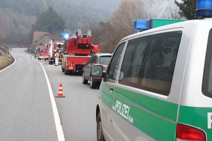 Die Polizei schliesst Brandstiftung nicht aus und sucht zwei Zeugen