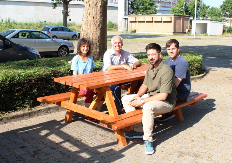 Sitzgarnitur in Heidelberg (Foto: Landratsamt Rhein-Neckar-Kreis)