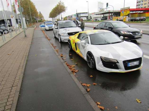 Die Polizei kontrollierte am Sonntag in der Innenstadt frisierte Autos.