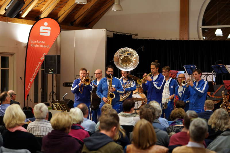 Bad Dürkheim UffgeBrassd! Blue note BIG BAND (Foto: Reinhard Schnell)