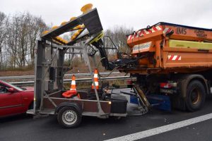 Kusel-A62: Beschädigter Anhänger