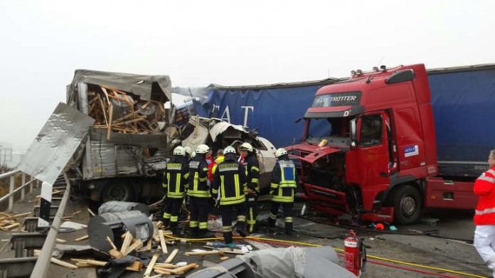 Schwerer Lkw-Unfall Auf Der A6 | Metropolnews.info