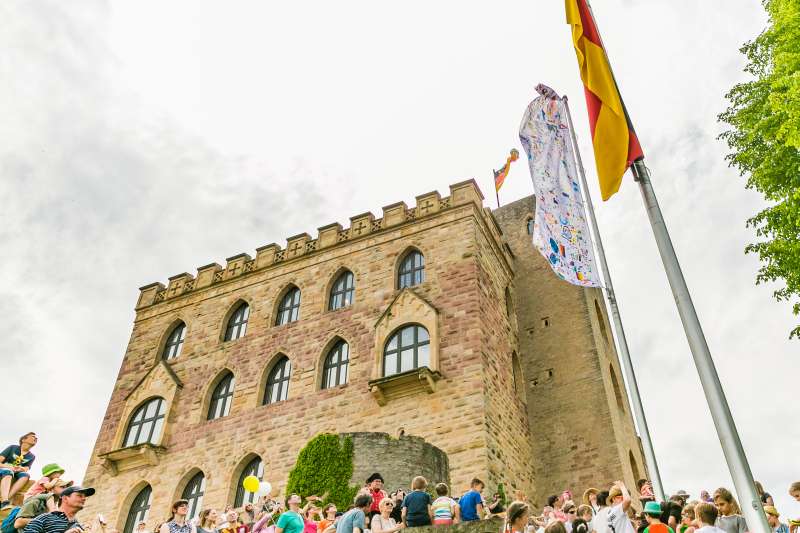 Kinderfest auf dem Hambacher Schloss