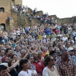 THE QUEEN KINGS beim Neuleininger Burgsommer (Foto: Helmut Dell)