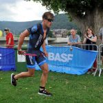 Markus Rolli beim Wechsel beim BASF Triathlon Cup Rhein Neckar 2016 in Heidelberg. (Foto: www.rhein-neckar-picture.de)