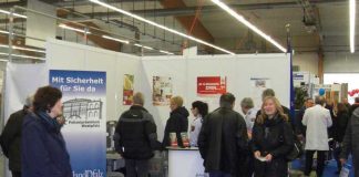 Info-Stand der Polizei beim "Bausalon 2017"