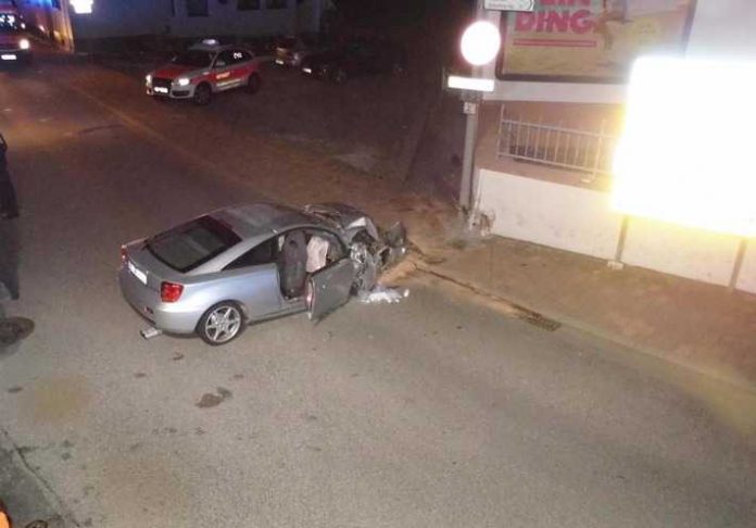 Übersichtsaufnahme Verkehrsunfall