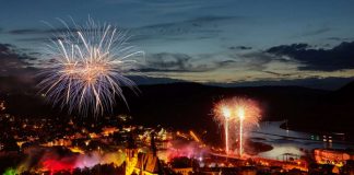 Bingen erstrahlt im Licht des Brückenfestes. (Foto: Winfried Schönbach)