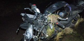 Übersicht verunfalltes Motorrad (Foto: Polizei RLP)