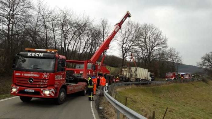 Bergung Müllfahrzeug L368