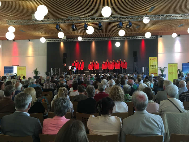 Gänsehaut-Feeling und Standing Ovations gab es am letzten Samstag beim Wünschewagen-Benefizkonzert der Mainzer Hofsänger in der Veranstaltungshalle der Gartenschau Kaiserslautern (Foto: ASB Rheinland-Pfalz/Dingebauer)