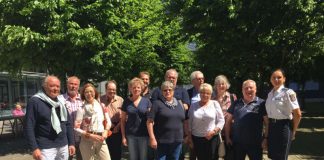 Gruppenbild mit einer der neun neuen Seniorensicherheitsbeautragten (Foto: Präventionsrat Stadt Frankfurt)