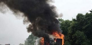 Einsatz wegen eines brennenden Lkw auf der A5 bei Dossenheim (Foto: Landratsamt Rhein-Neckar-Kreis)