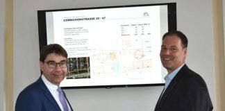 Im Frühjahr kommenden Jahres will das Gebäudemanagement der Stadt Landau (GML) mit dem Bau neuer Wohnungen beginnen. Darüber informieren jetzt Oberbürgermeister Thomas Hirsch (l.) und GML-Werkleiter Michael Götz. (Foto: Stadt Landau in der Pfalz)