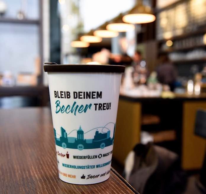 Coffee-to-go aus Mehrwegbechern (Foto: Stadt Bensheim)