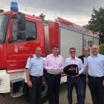 Schlüsselübergabe durch OB Thomas Hirsch (2.v.l.) an die Feuerwehr Landau (Foto: Feuerwehr Landau)