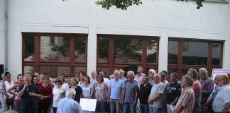 Dorfplatzserenade in Hambach (Foto: Liederkranz Hambach)