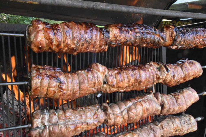 Braten, über Holz gegrillt