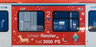 Festlich dekoriert. Die Weihnachts-S-Bahn 2018 (Quelle: RMV, DB AG/Andreas Varnhorn)