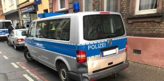 Unfallbeschädigtes Einsatzfahrzeug