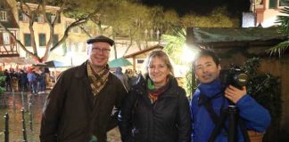 Peter Enderlein macht den Weinheimer Weihnachtsmarkt mit der „Fantastischen Straße“ in Asien bekannt Foto: Stadt Weinheim