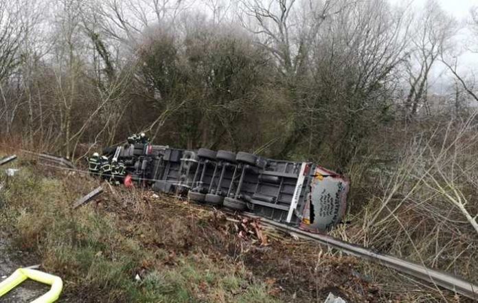 Verkehrsunfall auf der B10