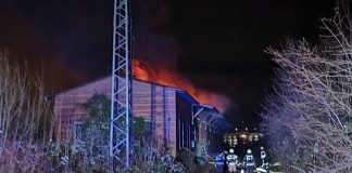 Eine Güterhalle brannte (Foto: Polizei RLP)