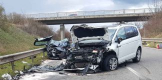 Zwei Menschen wurden verletzt (Foto: Polizei RLP)