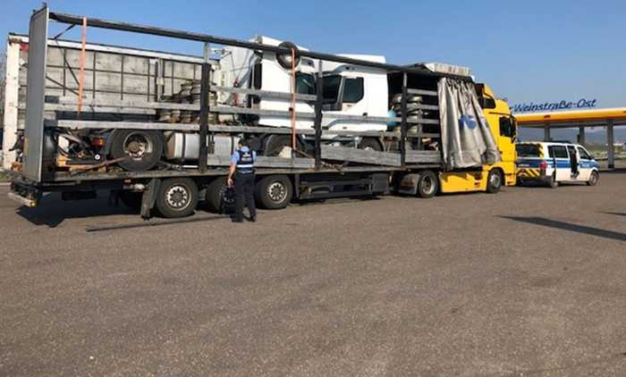 LKW-Kontrolle - Sichergestellter LKW aus Rumänien