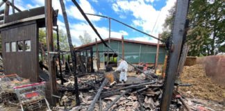 Brandschuttuntersuchung (Foto: Polizei RLP)