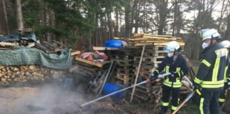 Abraumbrand (Foto: Presseteam der Feuerwehr VG Lambrecht)