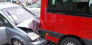 Auffahrunfall in der Landauer Straße (Foto: Polizei RLP)