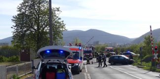 Unfall am Bahnübergang (Foto: Feuerwehr Neustadt)