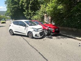 Verkehrsunfall (Foto: Feuerwehr VG Lambrecht)